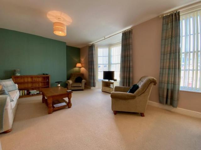 The Flat @ Sixteen Scarborough